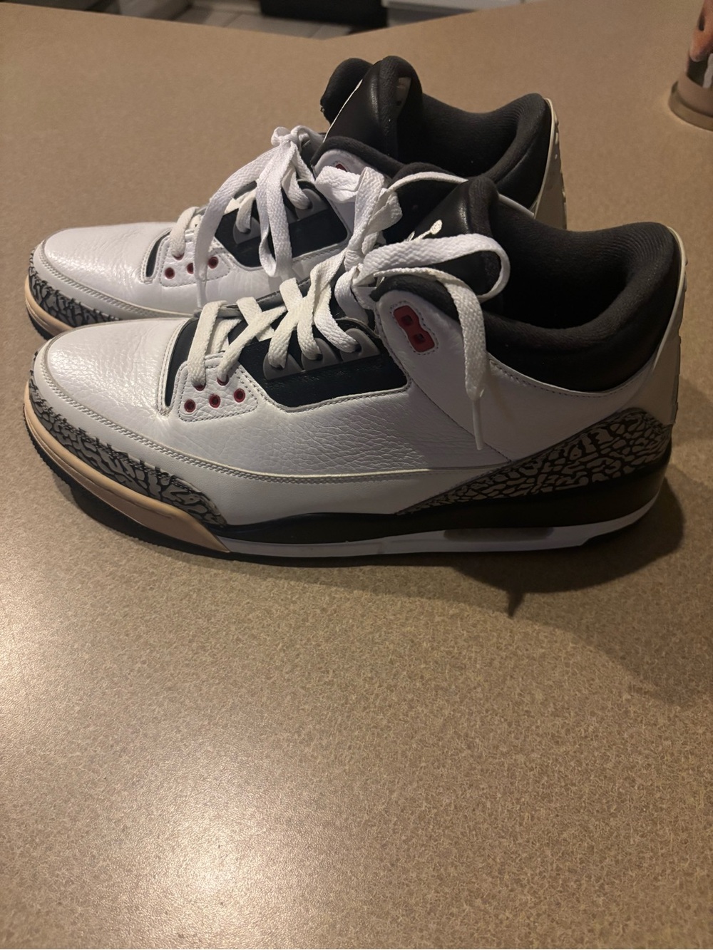 Jordan 3 infrared 23 size 13